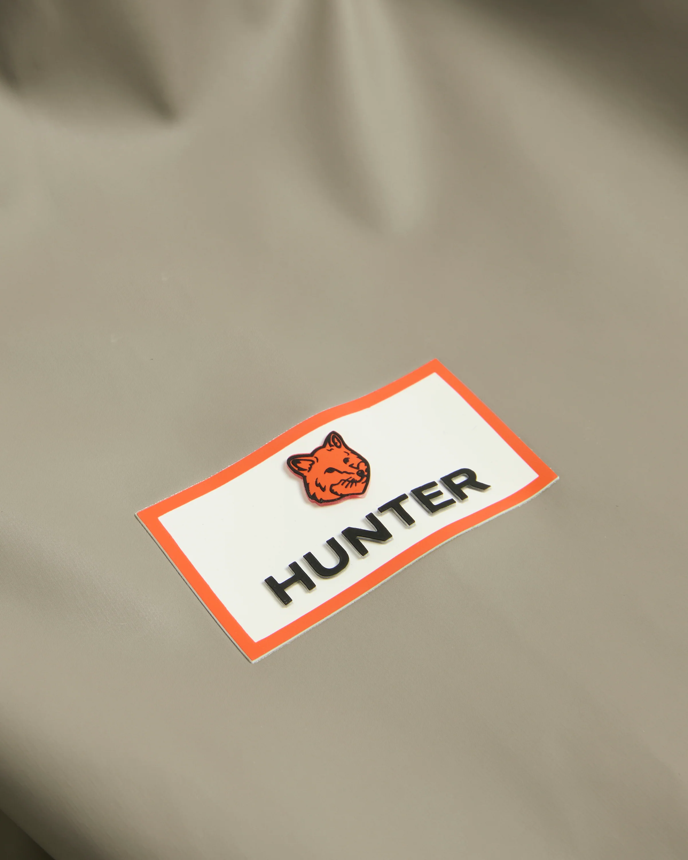 Maison Kitsune x Hunter Rain Cloak Laurel Green - Image 4
